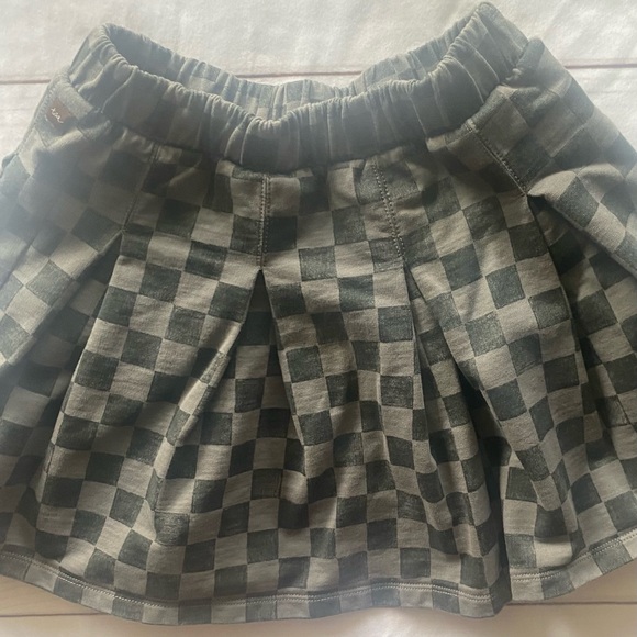 Tea Collection Printed Pleated Skirt size 6 - Picture 7 of 9